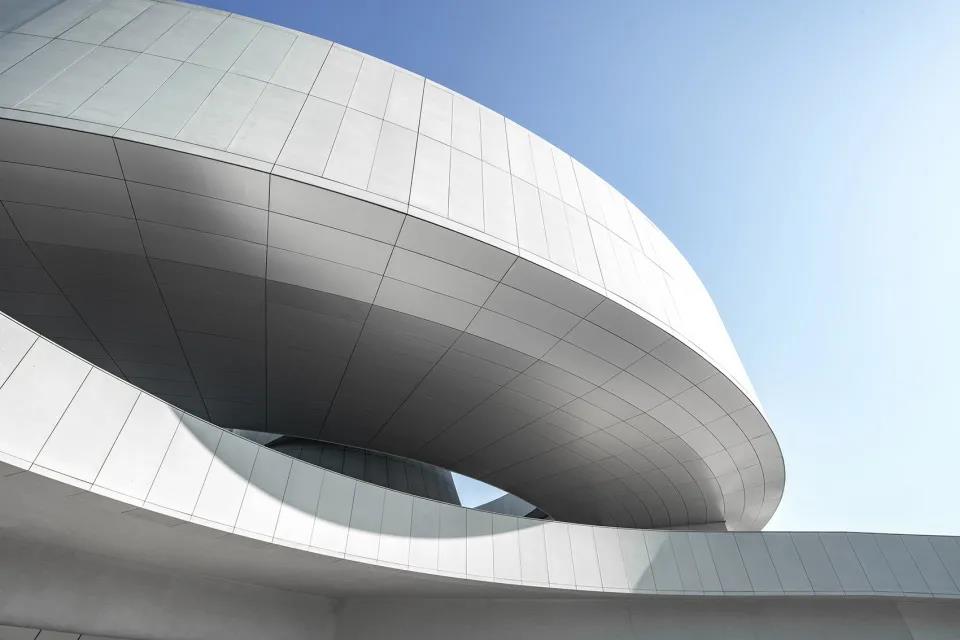 寧波市奉化區(qū)未來城科普中心項目(UHPC)幕墻